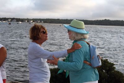 An Affair to Remember 
The Great Community Picnic on August 3 brought 345 residents out to the Munro Preserve in Mattapoisett to enjoy a late afternoon gathering hosted by the Mattapoisett Land Trust and the Historical Society. Along with great food and great wine, guests also arranged some great table centerpieces for their tables. Photos by Jean Perry
