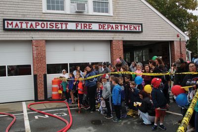  Mattapoisett Fire Department Open House
The Mattapoisett Fire Department Open House attracted scores of families on Saturday, October 12, with free food, fun, and fire demonstrations that captured the children’s attention while reinforcing the importance of fire safety. Photos by Jean Perry
