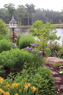 Mattapoisett Woman's Club Garden Tour
The Mattapoisett Woman's Club Garden Tour covered properties on both sides of Route 6 including homes in the village area and two addresses at the Bay Club on June 24. Photos by Mick Colageo
