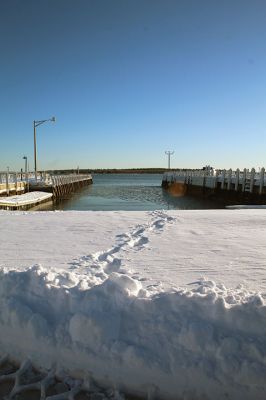 Snow in Mattapoisett
Last weekend's snow event made the tri-towns look like another part of New England. Here are scenes from Marion, Mattapoisett and Rochester. Photos by Mick Colageo
