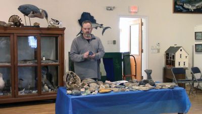  Marion Natural History Museum
The Marion Natural History Museum's afterschool group enjoyed learning about minerals and fossils with geologist Jim Pierson. The group also compared various artifacts such as relative sizes of Megaladon teeth versus White Shark, and took a look at many examples of fossils such as fish, leaves, and the tiny tracks of a trilobite. Many thanks to Jim for his wonderful program, and to the Tabor community service volunteers for their help with the program. Photos courtesy Elizabeth Leidhold
