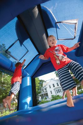 Marion Town Party
Residents of the Town of Marion had a ball in the center streets during its annual Town Party on August 23. There were activities for kids, food, music, and a bonfire all along the area outside the Town House. Photos by Felix Perez
