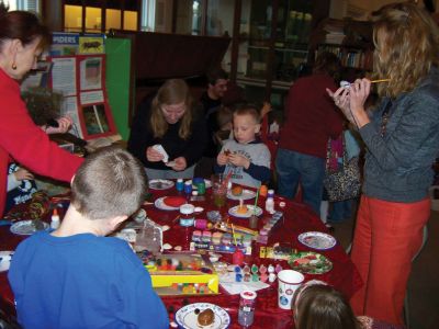 MNHM Crafts
Children and adults alike enjoyed making crafts with clay, paint and shells at the Marion Natural History Museum on Wednesday, December 8, 2010. Photos courtesy of Elizabeth Leidhold.
