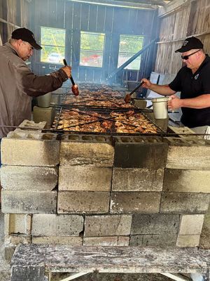 Marion Social Club Senior Chicken Bake 
The Marion Social Club Senior Chicken Bake on Sunday August 17. Photo by Robert Pina
