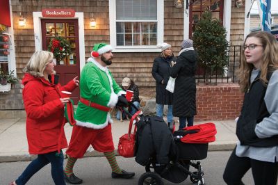 Marion Christmas Stroll
Sunday, December 11, was the annual Marion Christmas Stroll when Santa greets the crowd at Town Wharf before mounting his horse-drawn carriage for a ride through Marion village.
