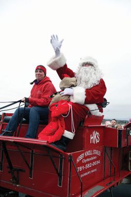 Marion Christmas Stroll 
The Marion Christmas Stroll is one of the quintessential holiday events in Tri-Town, with Santa making his grand entrance via boat and hopping aboard a horse-drawn carriage to ride through Marion village with some lucky kids who hop aboard with him. There were several Christmas celebrity sightings, and lots of music and entertainment into the evening. Photos by Colin Veitch
