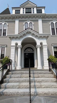 Marion Town Hous
The Marion Town House main entrance is now open and is fully handicapped-accessible. The Town would like to thank the Marion Facilities Department for a job well done and the Sippican Historical Society for its generosity. A grand opening ceremony will be held later this summer. Photos courtesy Town of Marion
