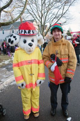 Marion Village Stroll 
The Marion Village Stroll on Sunday includes a visit from Santa who arrived by boat and then was transported by wagon to meet the children. Photo by Felix Perez
