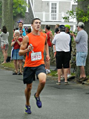 Mattapoisett Road Race
The 44th running of the Mattapoisett Road Race, July 4, 2014. Photo by Renae Reints
