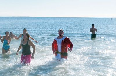 Hooves and Hands Polar Plunge
Hooves and Hands Polar Plunge on December 25,2013.  Photo by Felix Perez
