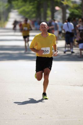 2013 Mattapoisett Road Race
Photo by Felix Perez
