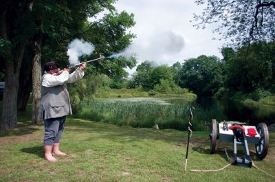 Heritage Days 2011
The Fairhaven Village Militia made their annual encampment along the Mattapoisett River on August 6, 2011, as a part of Heritage Days. The Militia demonstrated 18th century living, made beef stew, completed drills, and talked about the dentistry methods of that time period. For video of the Militia, including a cannon demonstration, visit www.Wanderer.com. Photos by Anne Kakley and Felix Perez.
