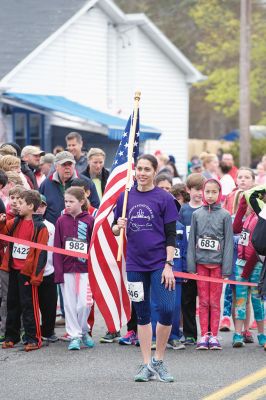 Women’s Fund Tiara 5K
The rain held off on Sunday, May 8, for the Women’s Fund Tiara 5K, now in its 10th year. The annual Mother’s Day event draws hundreds to the starting line at Oxford Creamery, through the village of Mattapoisett, and back to Oxford Creamery for the finish. Photos by Colin Veitch
