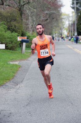 Women’s Fund Tiara 5K
The rain held off on Sunday, May 8, for the Women’s Fund Tiara 5K, now in its 10th year. The annual Mother’s Day event draws hundreds to the starting line at Oxford Creamery, through the village of Mattapoisett, and back to Oxford Creamery for the finish. Photos by Colin Veitch
