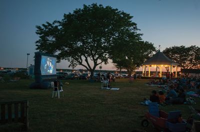 Movie Night
The Mattapoisett Lion’s Club held their first Movie night on Friday which was well attended. The event kicks off the busy summer season the Club has planned with many new items on the schedule. Photos by Felix Perez
