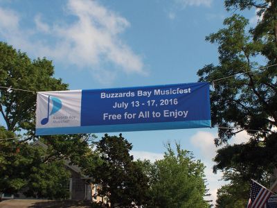 Buzzards Bay Musicfest
This week was the Buzzards Bay Musicfest in Marion, held at the Fireman Center for the Performing Arts at Tabor Academy. The free event brings together musicians from all across the globe for the five-day concert series. During Friday night’s chamber music performance, harp principal Rita Costanzi, the former Principal Harp of the Vancouver Symphony and CBC Radio Orchestra, received a standing ovation for her extraordinary performance. Photo by Jean Perry
