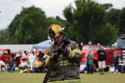 10th Annual Fairhaven Fire Muster
A team of five of Mattapoisett firefighters represented the department on Sunday, August 25, during the 10th Annual Fairhaven Fire Muster at Livesey Park in Fairhaven. The team took third place overall, first place in the dry hose competition, second in the wet hose competition, and second in the “mystery” event – axe throwing. Photos by Jean Perry
