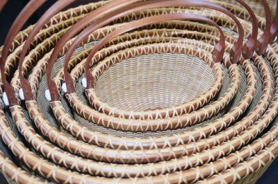 Nantucket Baskets
Melanie Dupuis and Rick Padelford demonstrated the art of Nantucket basket weaving at the Mattapoisett Free Public Library on May 6. Dupuis, a former cobbler, and Padelford are master basket weavers who have been studying and teaching the craft for many years. Dupuis said that the Nantucket baskets are known all over the world for their beauty and practicality. Photo by Marilou Newell
