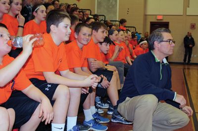 OHBBall 4143
In a close game, the Old Hammondtown School students outplayed the Old H teachers 41-40 during the annual students vs. teachers basketball game Friday night. The game was held at the ORR gymnasium and bleachers were packed with families and supporters. Photos by Jean Perry
