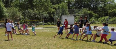 Old Hammondtown School Field Day
Physical Education teacher Chad Cabeceiras coordinated a range of activities to keep each grade level moving, playing together, and having fun at the Old Hammondtown School Field Day. In addition to traditional tug-of-war and running and throwing games, was a returning fan-favorite: Kevin Sousa of Abilities Rec, Inc. 
