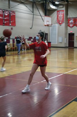 ORR Basketball
The Old Rochester Regional High School girls basketball team practiced on Tuesday afternoon at the high school gym. As the Bulldogs prepare to participate in winter-season varsity and junior varsity sports, the girls and boys programs are conducting split sessions with the boys using the ORR Junior High gym in order to maximize safe practices with social distancing and avoid congregating during water breaks. 
