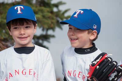 Old Rochester Little League
Saturday, May 2 was Opening Day for the Old Rochester Little League. The parade took the young athletes from the Knights of Columbus over to Haley Field in Mattapoisett, where Opening Day ceremonies commenced. Photos by Felix Perez
