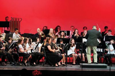 ORRHS Annual Holiday Concert
ORRHS held its Annual Holiday Concert on December 12, with the ORR Concert Band, Jazz Band, Jazz Combo, Chorus, and A Cappella musicians treating a near-capacity auditorium audience to an inspiring evening of live holiday music. Photos by E. O. Bednarczyk
