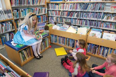 Take Your Child to the Library Day
The Plumb Library in Rochester participated in the national “Take Your Child to the Library Day” on Saturday, February 6. Encore Entertainment, Mr. Vinnie from The Toe Jam Puppet Band, and “Professor Trelawney” greeted kids and their families during the event that Children’s Librarian Lisa Fuller said was all about raising “library awareness.” Photos by Colin Veitch
