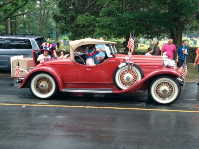 4th of July Parade 
The annual 4th of July Parade in Marion was a great sucess dispite the rain. There was music, vintage cars, fire engines clowns with candy and even a shark car! Photos by Katy Fitzpatrick.
