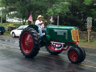 4th of July Parade
The annual 4th of July Parade in Marion was a great sucess dispite the rain. There was music, vintage cars, fire engines clowns with candy and even a shark car! Photo by Katy Fitzpatrick.
