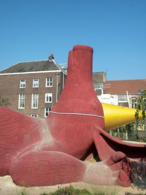 Feestaardvarken
Feestaardvarken (Party Aardvark) is a 30-meter long (98 feet) concrete sculpture located in the center of Arnhem in the Netherlands. The sculpture was commissioned by Burgers’ Zoo to commemorate their 100th anniversary in 2013. It was created by Dutch artist Florentijn Hofman, who has many great works including a giant rubber duck that has been displayed around the world. His latest work, Hippopothames, will debut on September 14. Photo by Paul Lopes
