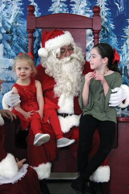 Pizza with Santa
The Marion Police Brotherhood held its annual Pizza with Santa at the Benjamin D. Cushing Community Center on Sunday, December 8. ‘Chief’ Santa and Mrs. Claus entertained the little ones before enjoying a pizza lunch. The Police Department’s “Fill a Cruiser” toy drive was in full gear as well, with several guests bringing toy donations to benefit children in foster care. Photos by Jean Perry
