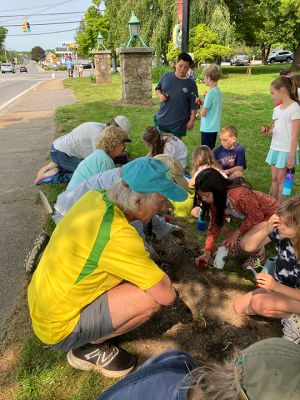 Dunseith Park
With a crew of eager third graders, Don Cuddy along with other members of the Mattapoisett Land Trust education committee planted sunflowers at Dunseith Park located at the corner of North Street and Route 6 recently. This is a continuation of a major goal by the land trust: educating children about our natural environment.
