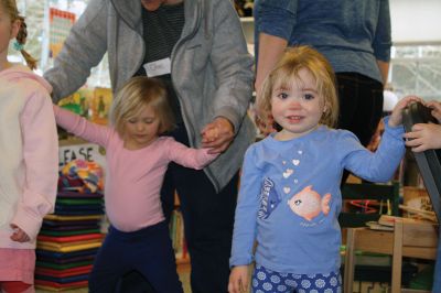 Plumb Ballet
Miss Bridget (Bridget Farias), a Junior Friend of the Plumb Library, hosted an introduction to ballet session on Friday morning, February 24. Little girls, some in ballet slippers, lined up in front of Miss Bridget to learn the four primary positions of ballet and read a story about ballerinas. Photos by Jean Perry
