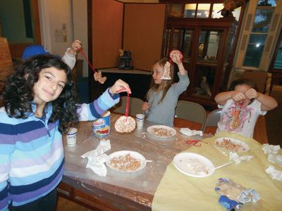 Marion Natural History Museum
On Wednesday, December 4th, the Marion Natural History Museum afterschool program explored different ways to help our local animals get through the lean winter months. The students also created their own “suet” feeders to bring home.
