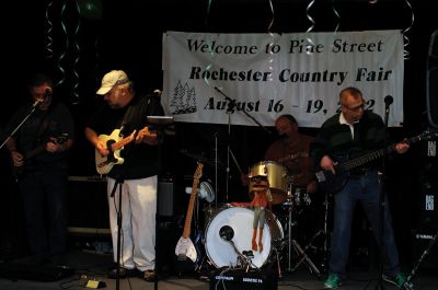 RCF Fundraiser
A St. Patrick's Day themed fund raiser was held at the Redman Hall in Wareham to benefit the Rochester Country Fair. Photo by Felix Perez
