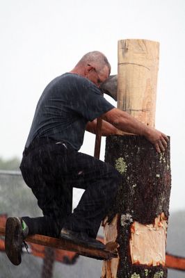 The Sun Will Come Out … Tomorrow 
Friday was a washout at the Rochester Country Fair, but the rain didn’t dampen the fun for those who braved the elements. Photos by Jean Perry
