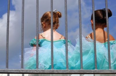 Farmers, Families, Fiddles 
Along with the sun on Saturday came the crowds to the Rochester Country Fair. Kid’s activities that were canceled on Friday resumed on Saturday under a blue sky. Photos by Jonathan Comey
