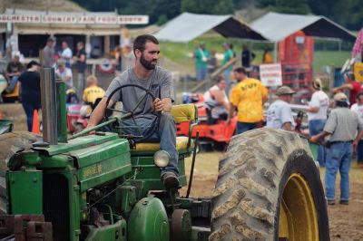 Farmers, Families, Fiddles 
Along with the sun on Saturday came the crowds to the Rochester Country Fair. Kid’s activities that were canceled on Friday resumed on Saturday under a blue sky. Photos by Jonathan Comey
