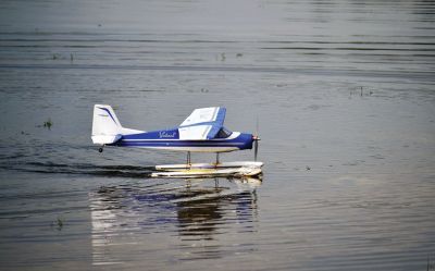 The Buzz Above Rochester 
Remote control airplane enthusiasts lined the shores of Mary’s Pond for the annual John Nicolaci Memorial Float Fly. Photos by Jonathan Comey
