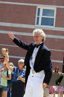 Fare Thee Well
Danni Kleimann led the school staff one last time on Wednesday, June 21, for the annual RMS student send-off. This year, the day marked Kleimann’s last day at RMS as she is retiring after 31 years. Kleimann is best known for directing the Shakespeare plays at RMS and for orchestrating the student send-off every summer. Kleimann passed her baton on to sixth grade teacher Tracy Forns to carry out the traditions. Photos by Jean Perry
