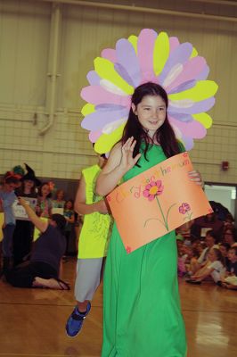 Vocabulary Day Parade
A living, breathing, (and giggling) dictionary of vocabulary words displayed their intellect and imagination at Rochester Memorial School during its first annual Vocabulary Day Parade on April 4. Photo by Jean Perry
