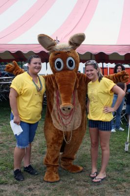 Aardvark at the Fair
The Wanderer's aardvark visited the Rochester Country Fair on August 22, 2009 and took some time to see the sights and pose with some visitors.
