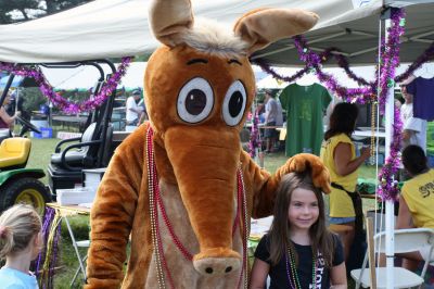 Aardvark at the Fair
The Wanderer's aardvark visited the Rochester Country Fair on August 22, 2009 and took some time to see the sights and pose with some visitors.
