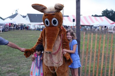 Aardvark at the Fair
The Wanderer's aardvark visited the Rochester Country Fair on August 22, 2009 and took some time to see the sights and pose with some visitors.
