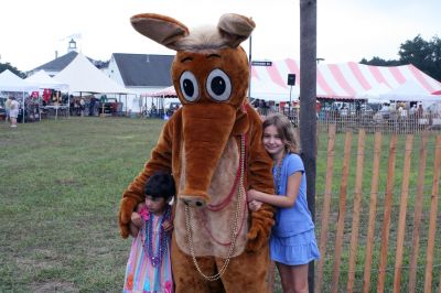 Aardvark at the Fair
The Wanderer's aardvark visited the Rochester Country Fair on August 22, 2009 and took some time to see the sights and pose with some visitors.
