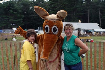 Aardvark at the Fair
The Wanderer's aardvark visited the Rochester Country Fair on August 22, 2009 and took some time to see the sights and pose with some visitors.
