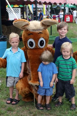 Aardvark at the Fair
The Wanderer's aardvark visited the Rochester Country Fair on August 22, 2009 and took some time to see the sights and pose with some visitors.
