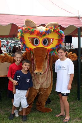 Aardvark at the Fair
The Wanderer's aardvark visited the Rochester Country Fair on August 22, 2009 and took some time to see the sights and pose with some visitors.
