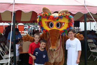 Aardvark at the Fair
The Wanderer's aardvark visited the Rochester Country Fair on August 22, 2009 and took some time to see the sights and pose with some visitors.
